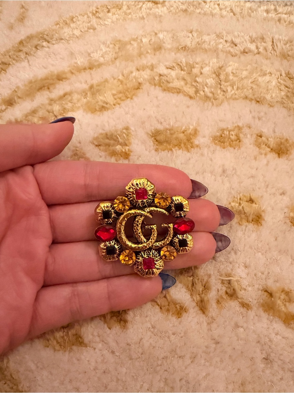 Gucci brooch